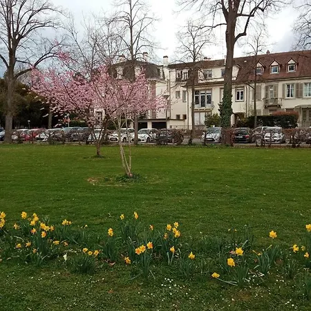 Rare à - Champ De Mars Vue Sur Parc - 70m2 - 2